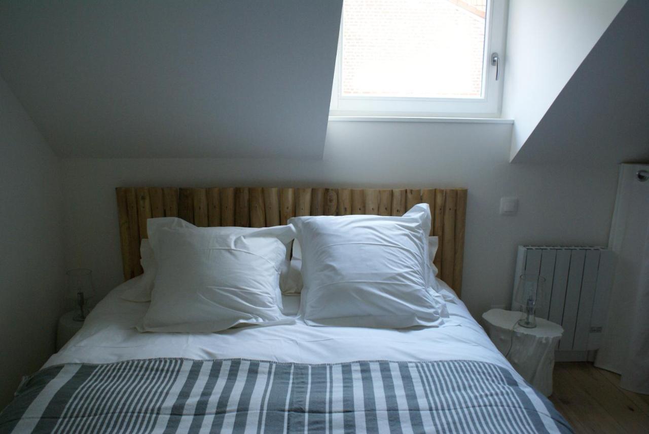 La Cour Soubespin Bed & Breakfast Лил Екстериор снимка